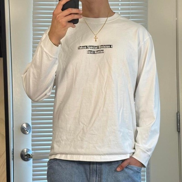 Uniqlo Other - Uniqlo Chainsaw Man long sleeve white shirt medium